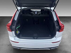 Volvo  T6 R-Design Recharge Plug-In Hybrid AWD