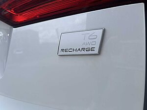 Volvo  T6 R-Design Recharge Plug-In Hybrid AWD